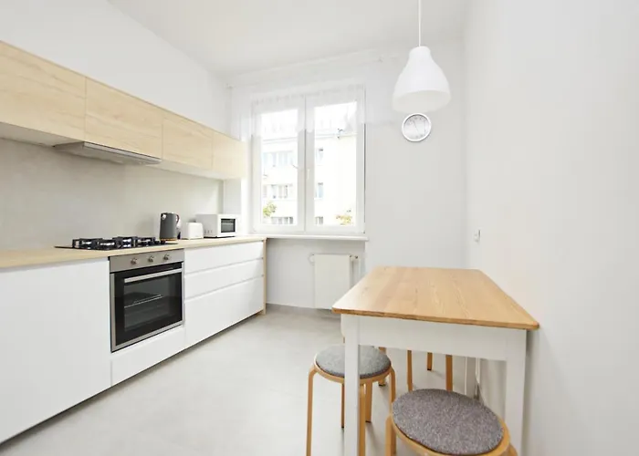 Przytulny 3city Z Balkonem W Gdyni By Renters Gdynia