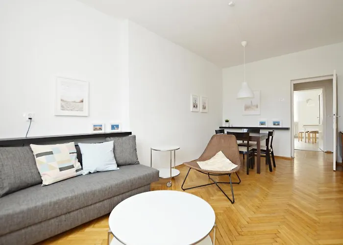 Apartment Przytulny 3city Z Balkonem W Gdyni By Renters